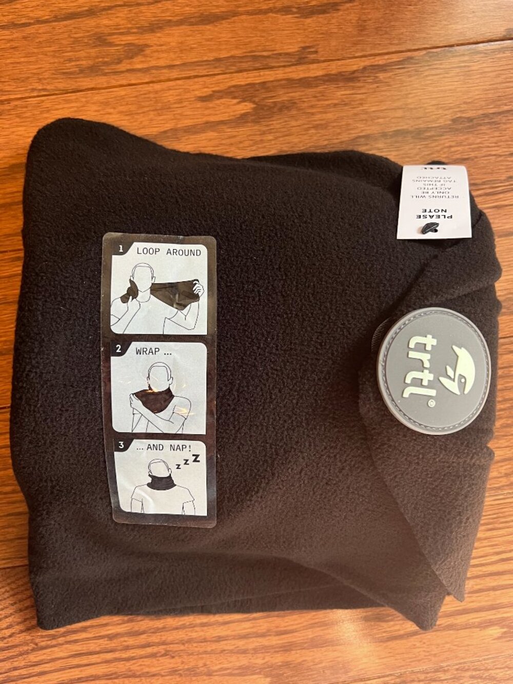 Trtl Travel Pillow Black – NWT Ergonomic Neck Support Travel Pillow